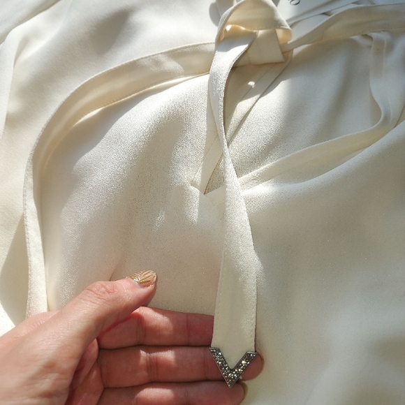 NWT Valentino 100% Silk Swarovski Embellished Tie Neck Blouse - Picture 4 of 15